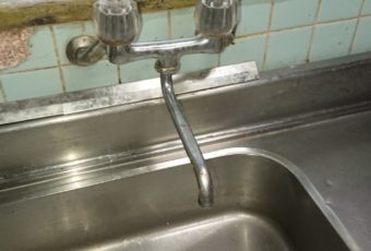長年使用いただいた台所の水栓です