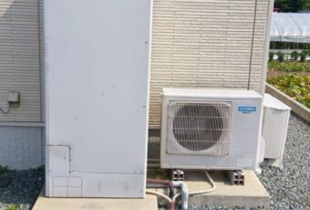 今まで使用されていたエコキュートです。<br />
急に動かなくなりお困りでした。