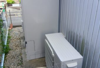 取替後のエコキュートになります。<br />
同じメーカーのエコキュートになります。